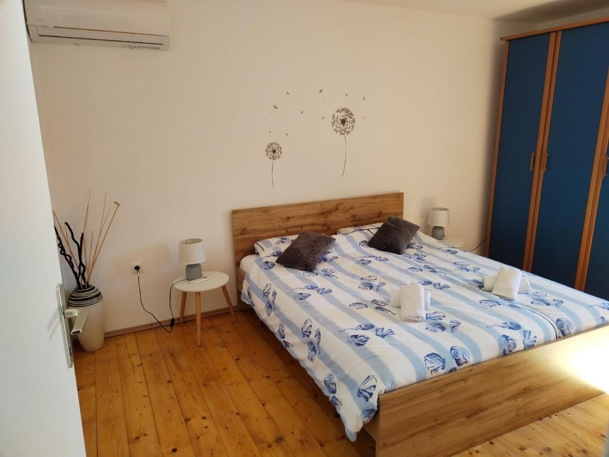 Villa Lucky 브르토니글라 외부 사진